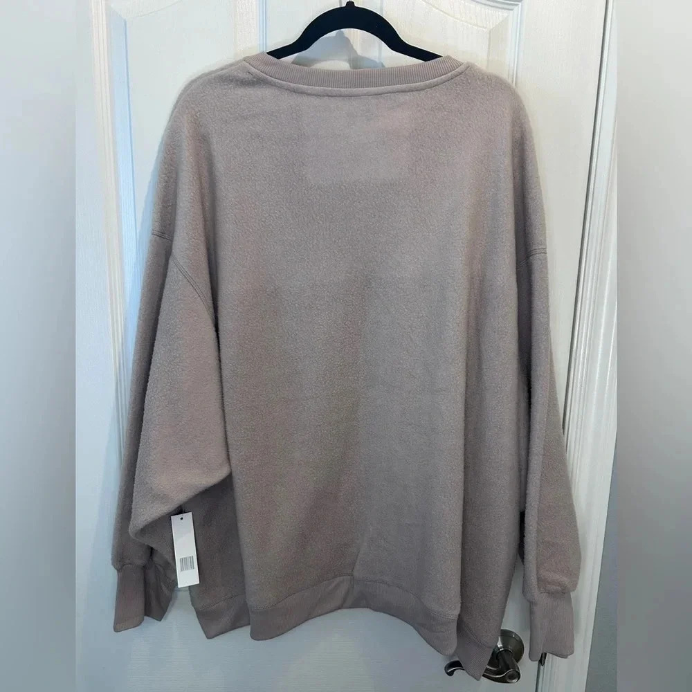 🤎”Tahari Sport” NWT Women’s Taupe Soft Crewneck Pullover Sweatshirt Size 2X - Picture 3 of 12